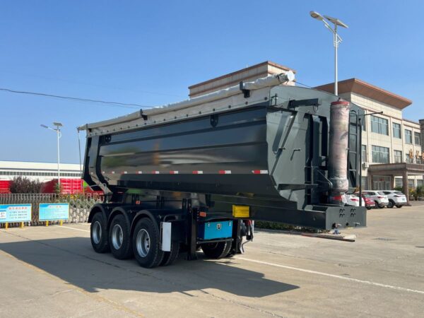 Dump Tipper Trailer manufactured by TITAN Vehicle
