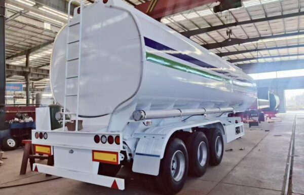 3 Axle 42000 Liters Fuel Tanker Trailer