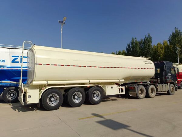Fuel Tanker Trailer manufactured by TITAN Vehicle