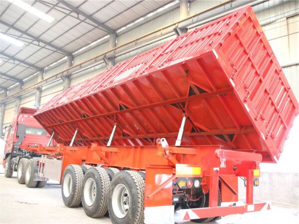 Side Tipper Trailer manufactured by TITAN Vehicle