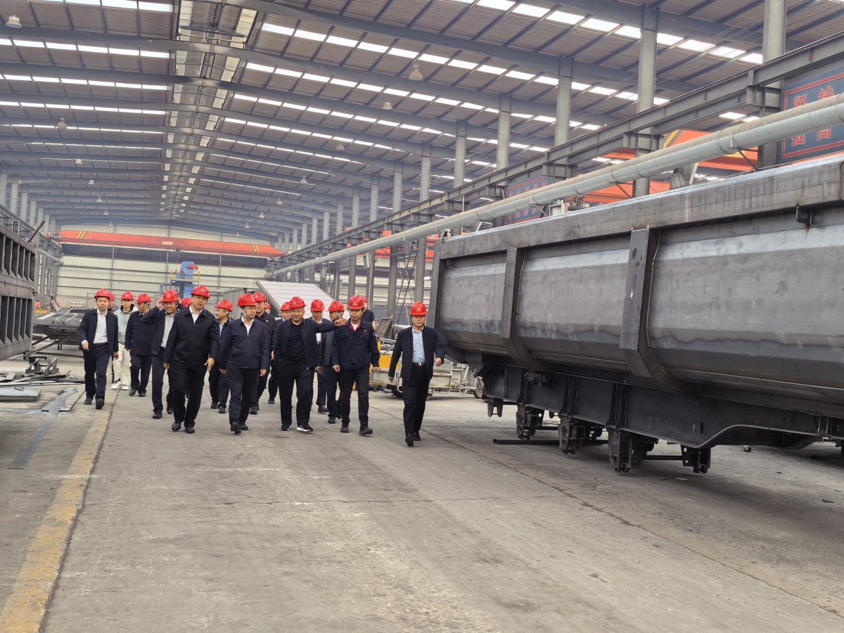 Leaders tour assembly line